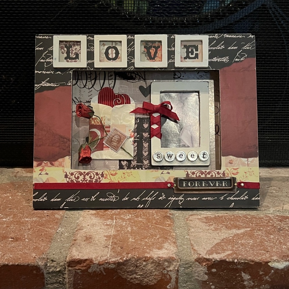 Vintage 3D Shadow Box Picture Frame Love Forever Roses Keepsakes Theme